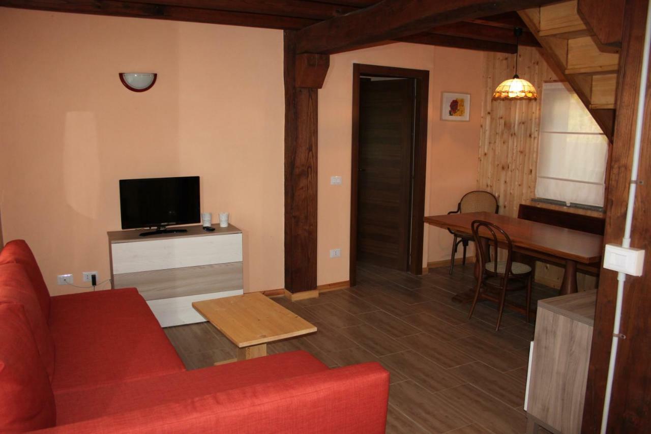 Le Murazze Holiday Houses Ponzone エクステリア 写真